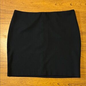 New York & Company Classic Black Mini Skirt
